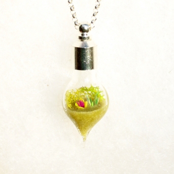Yellow Terrarium Necklace by Hieropice
